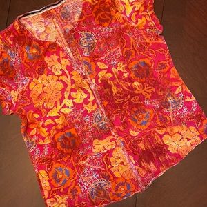 Anthropologie Pilcro Shirt Womens sz. L Pink Floral Pintuck Short Sleeve